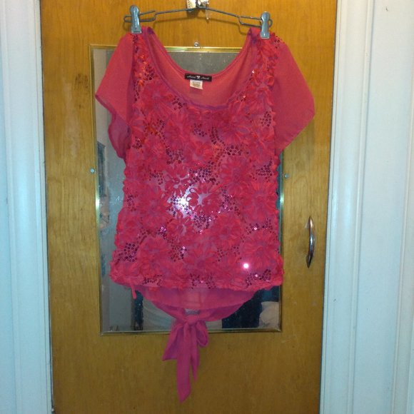 3 pc. White, blue & red sequins & flowers camisole-style tops w/bow in back - Picture 3 of 6